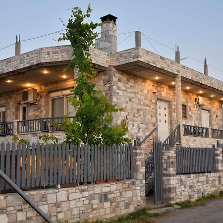 Stone Villa Corinth Bagian luar foto